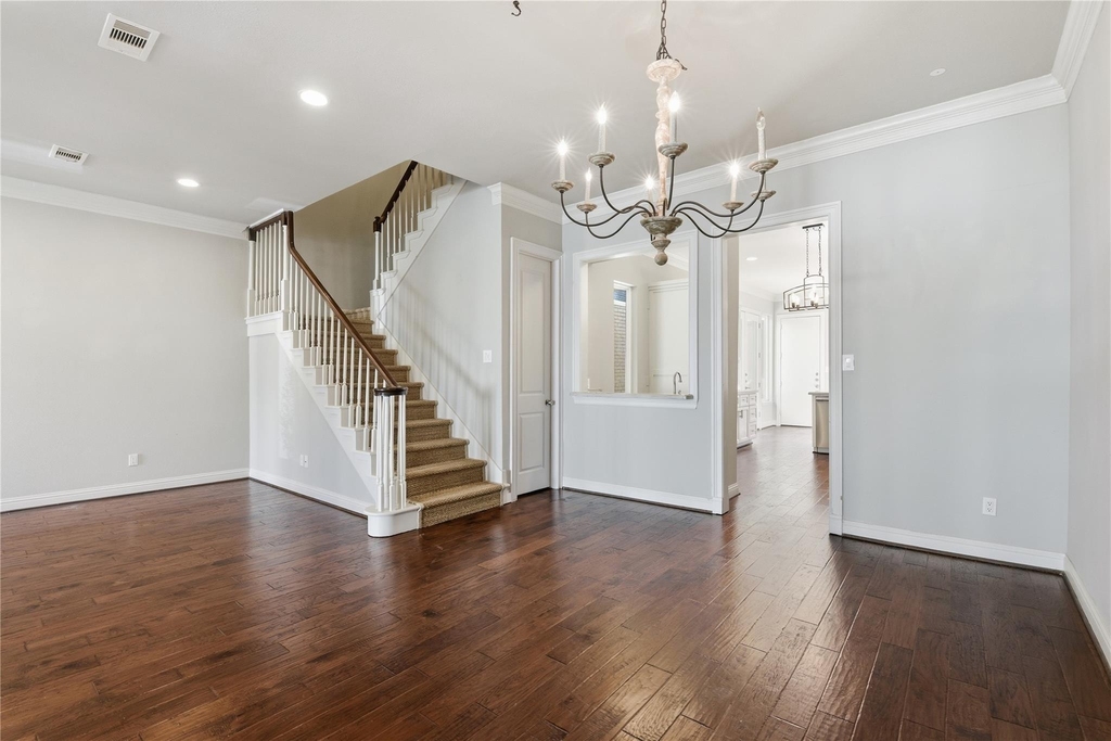 7535 Olympia Drive - Photo 7