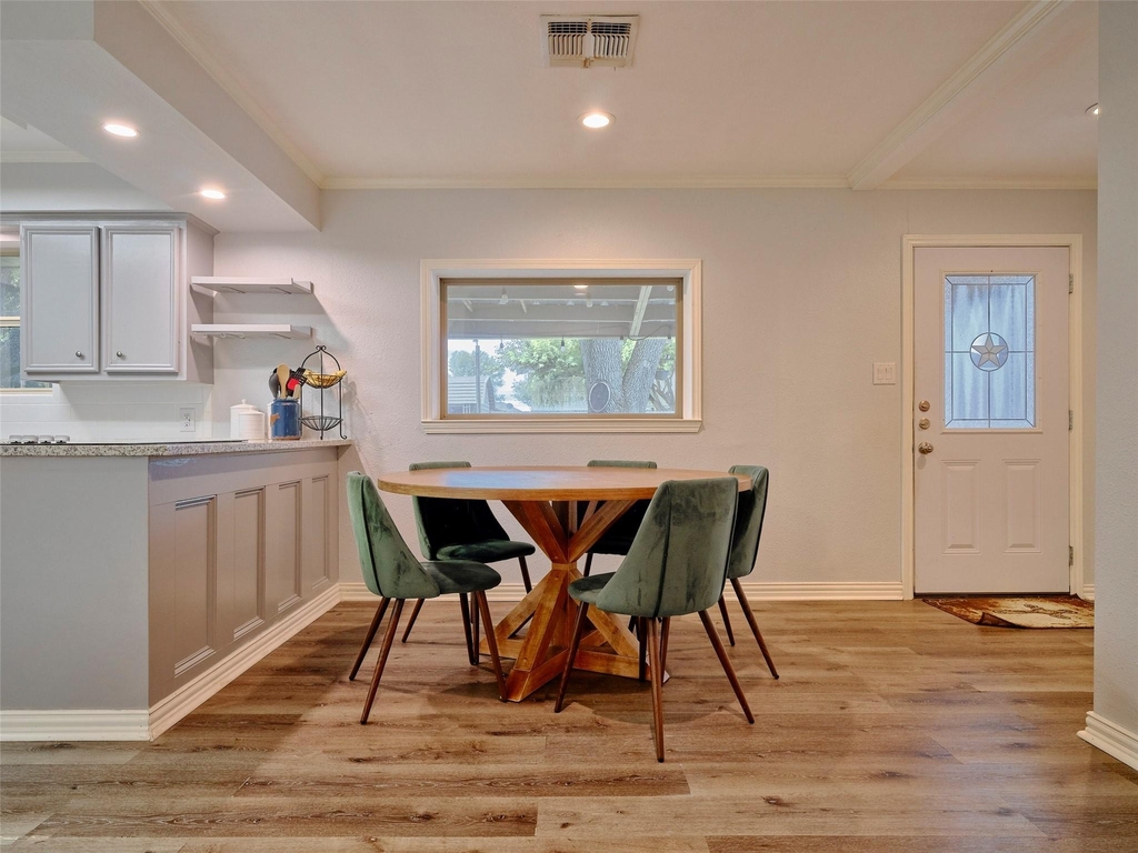 9326 Kostelnik Street - Photo 14