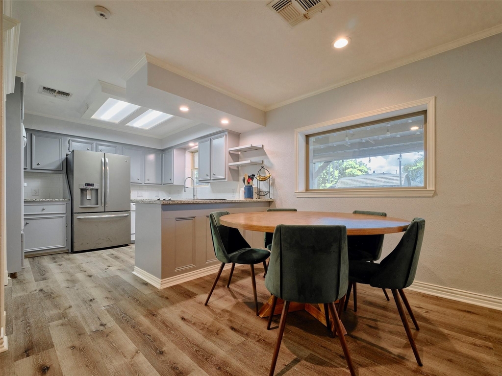9326 Kostelnik Street - Photo 15