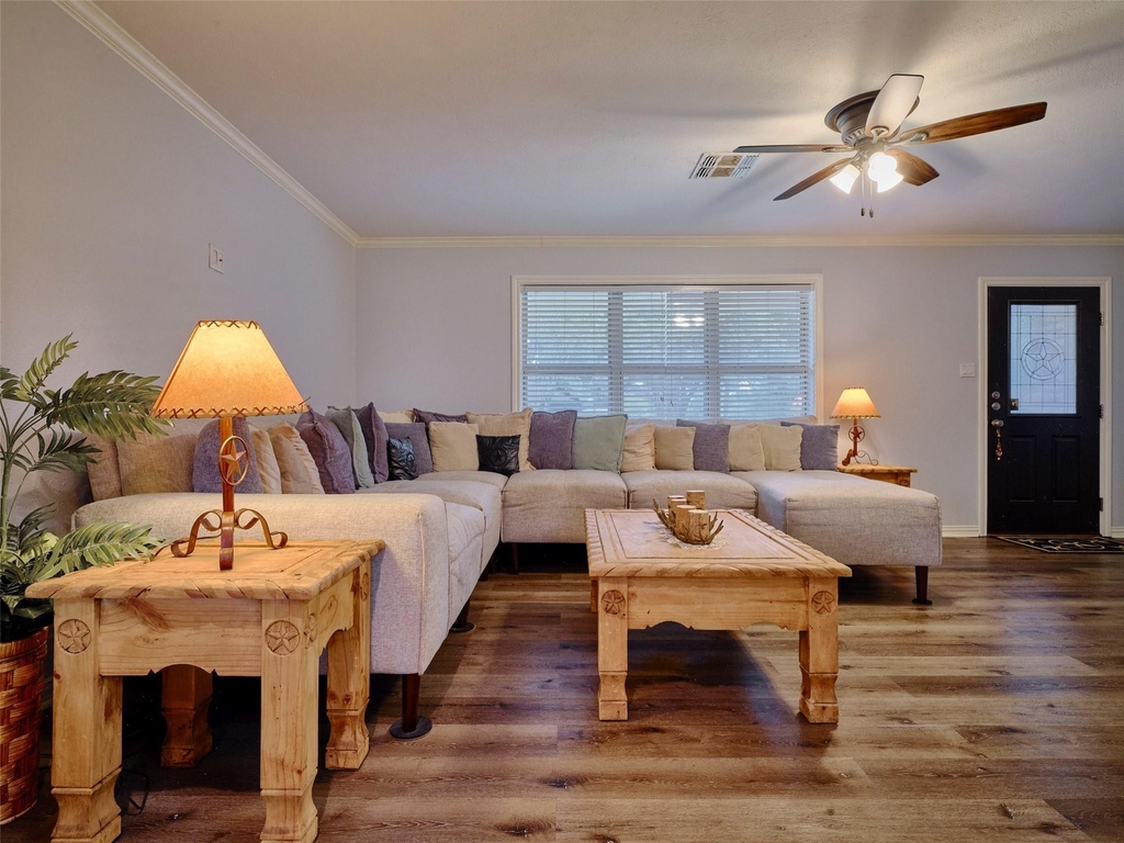 9326 Kostelnik Street - Photo 10