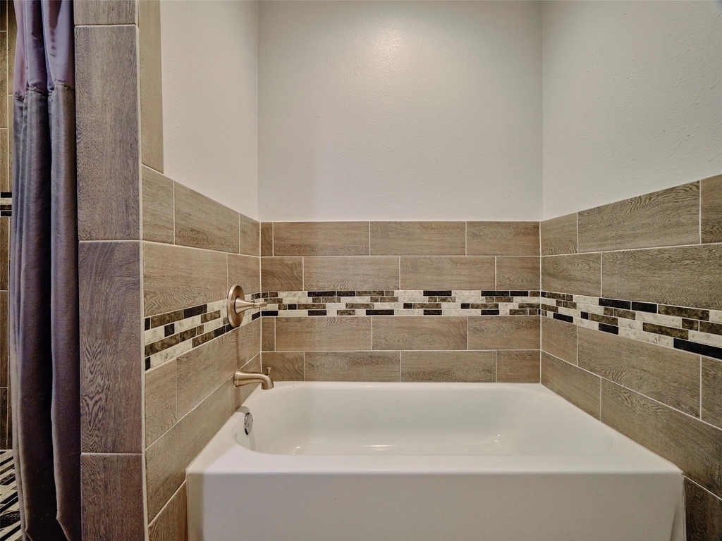 9326 Kostelnik Street - Photo 27