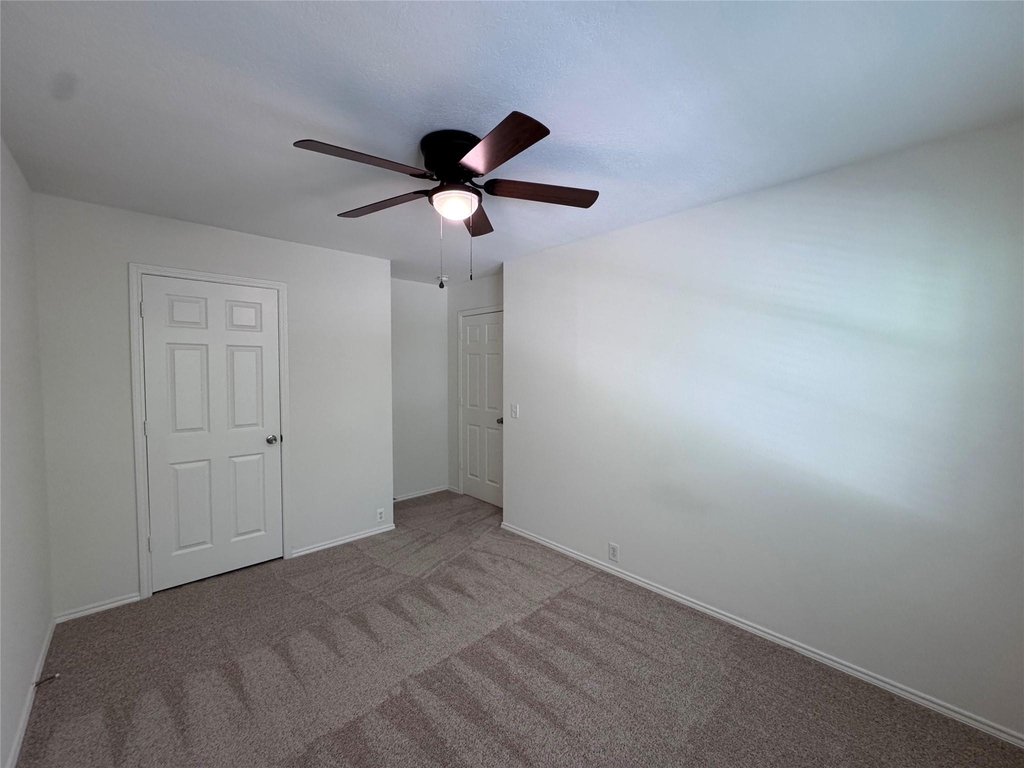 29726 Sullivan Oaks Drive - Photo 13