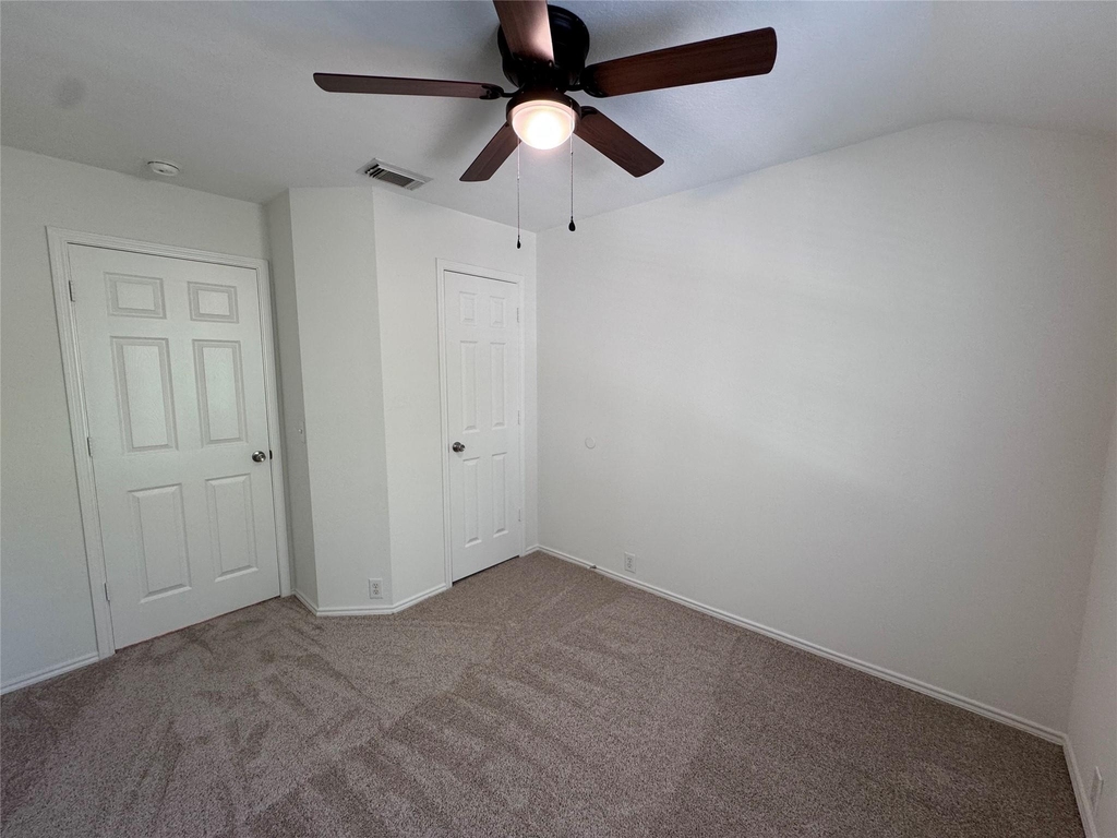29726 Sullivan Oaks Drive - Photo 16
