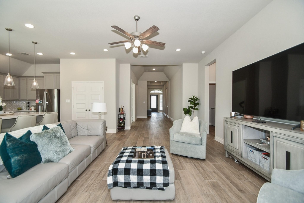 10131 Napier Drive - Photo 9