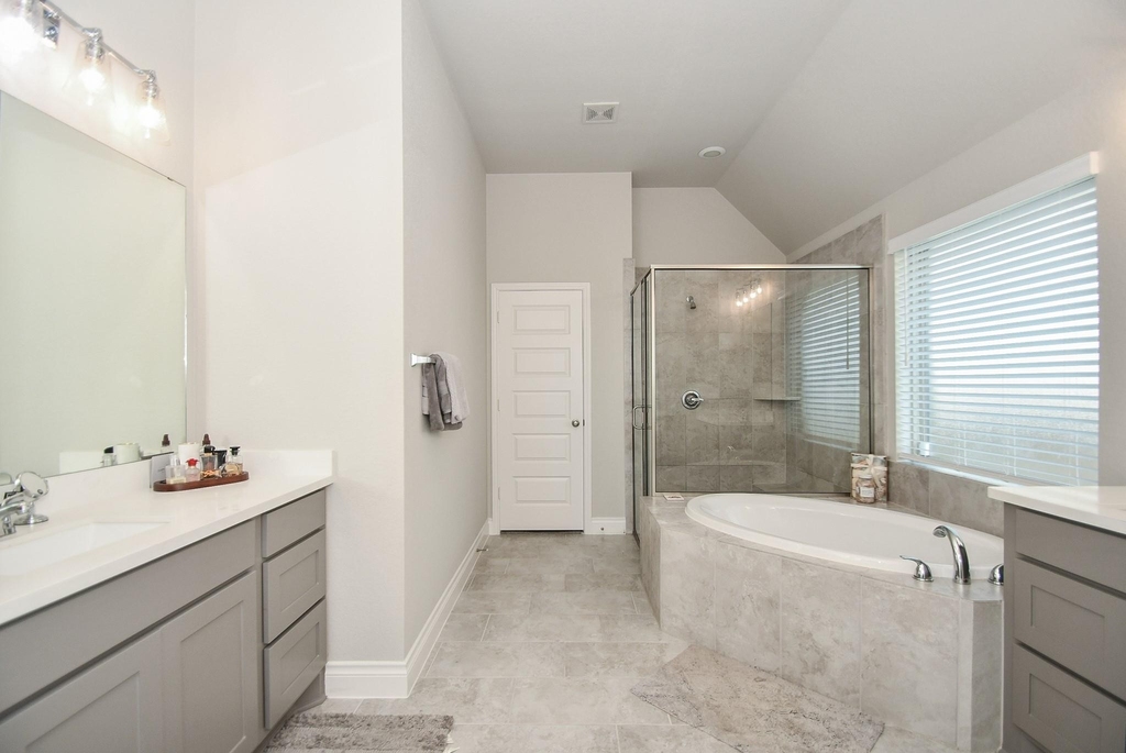10131 Napier Drive - Photo 16