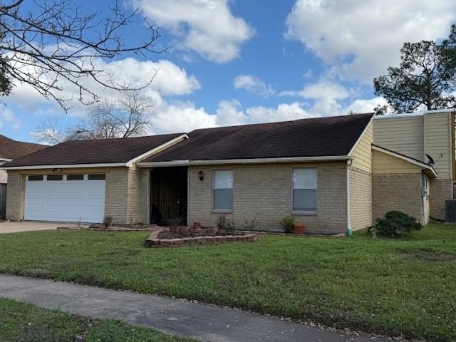 15123 Chasehill Drive - Photo 1