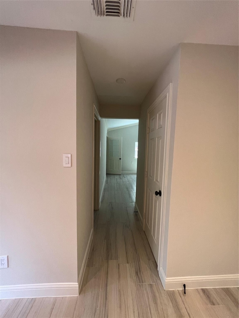 2714 Echo Street - Photo 5