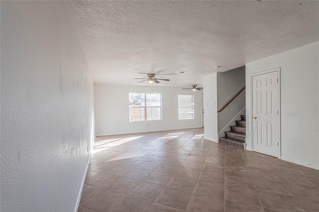 19507 Narcissus Brook Lane - Photo 2