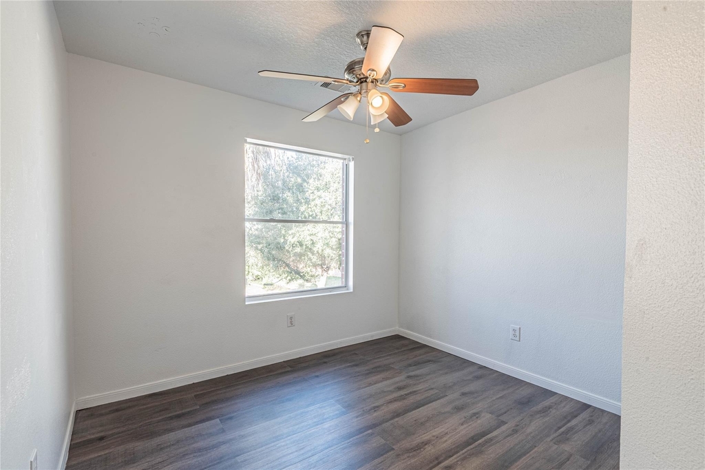 19507 Narcissus Brook Lane - Photo 10