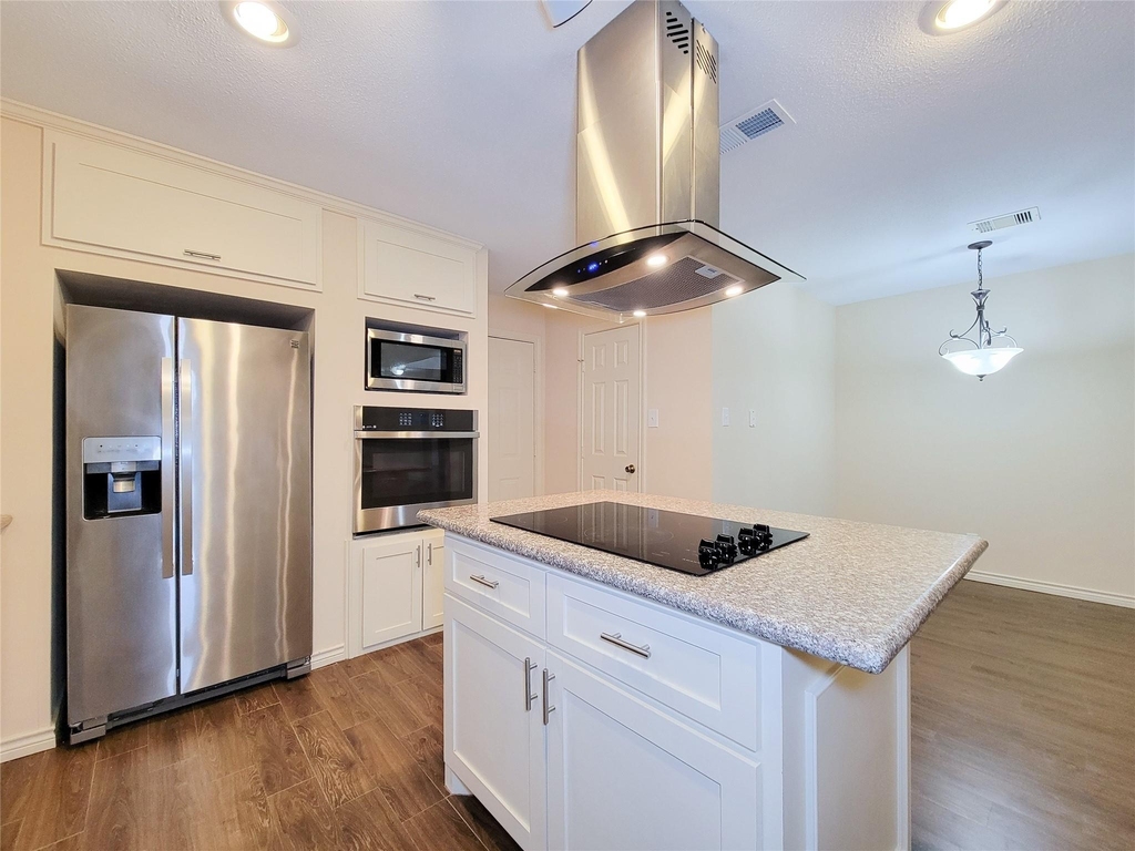 12800 Briar Forest Drive - Photo 18