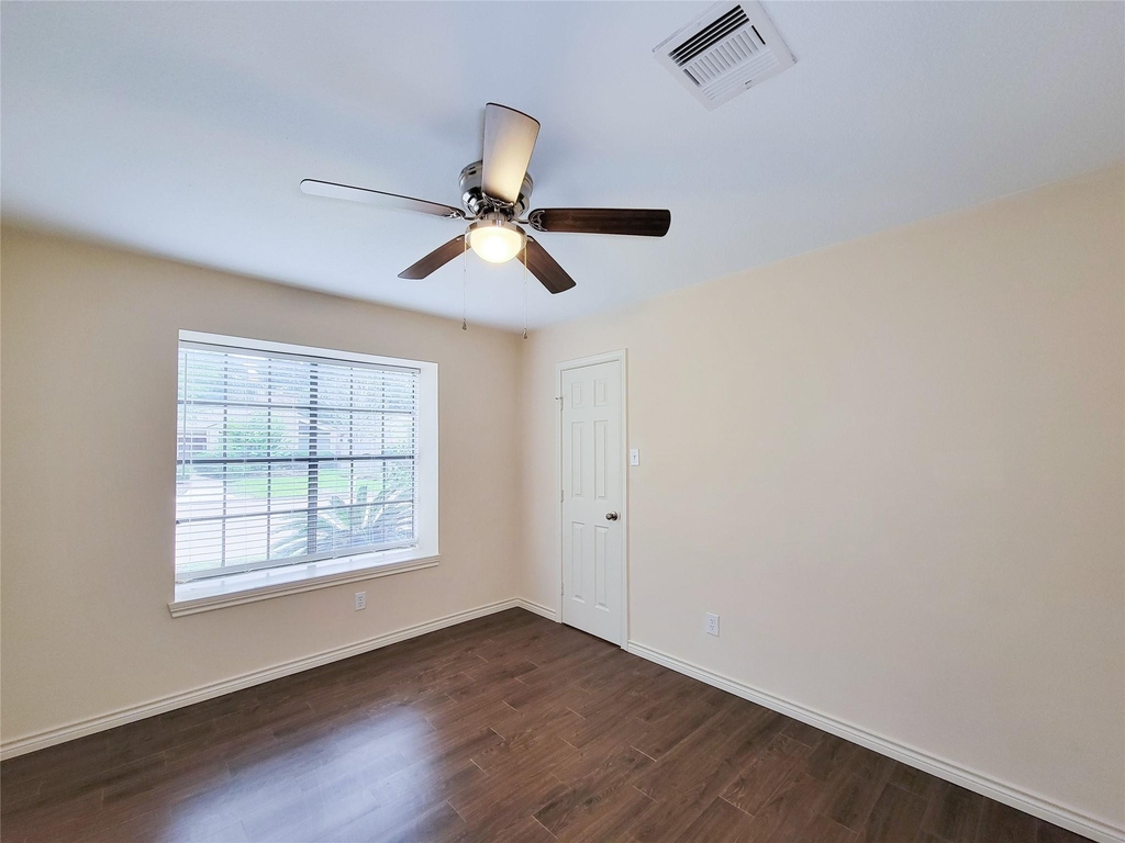 12800 Briar Forest Drive - Photo 33