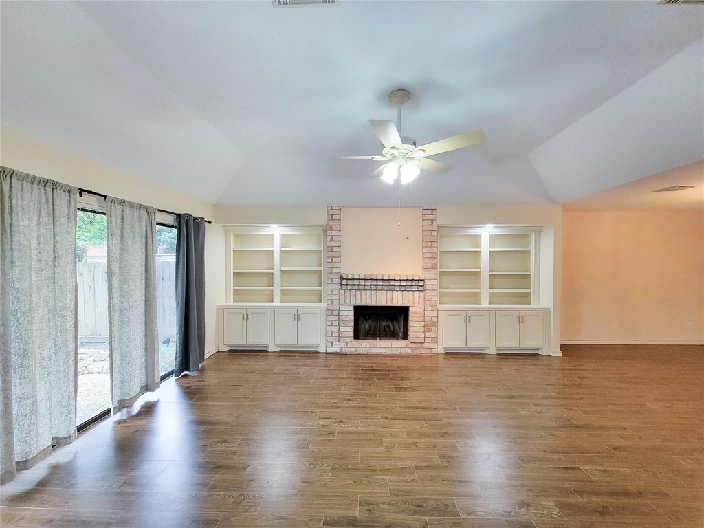 12800 Briar Forest Drive - Photo 11