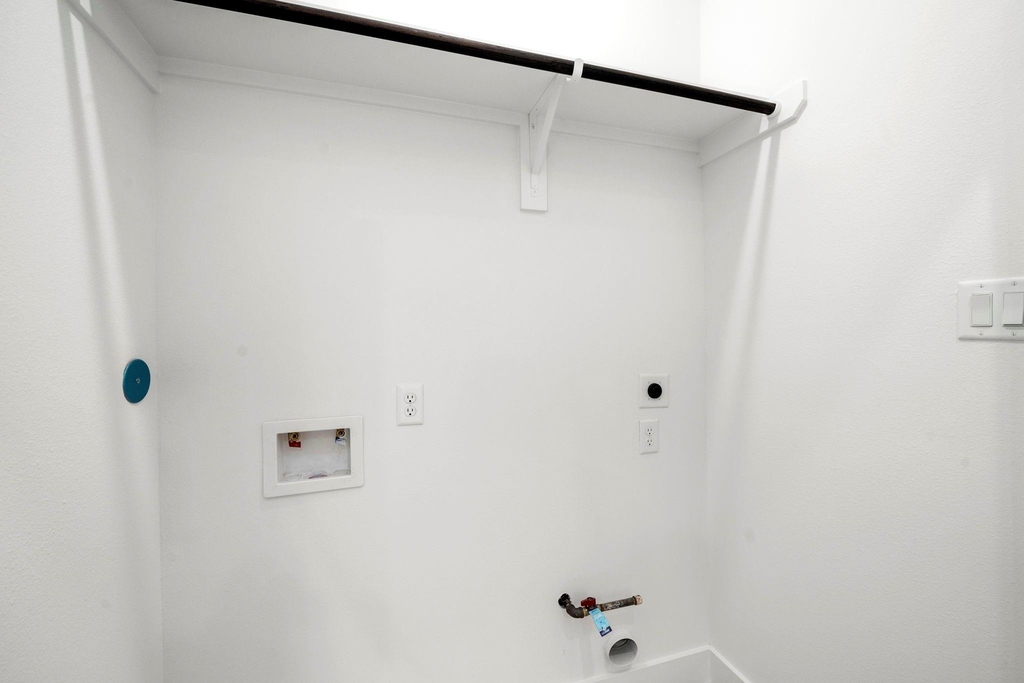 5516 Hardy Street - Photo 21