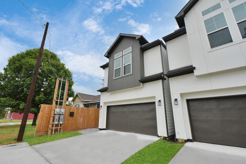 5516 Hardy Street - Photo 1