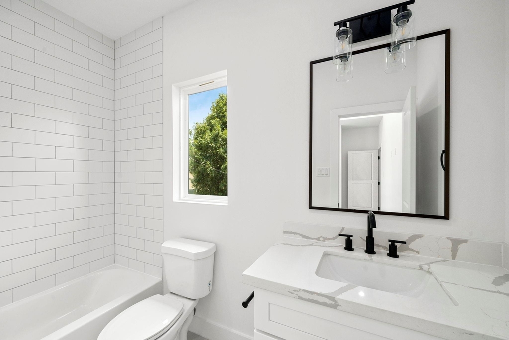 5516 Hardy Street - Photo 25