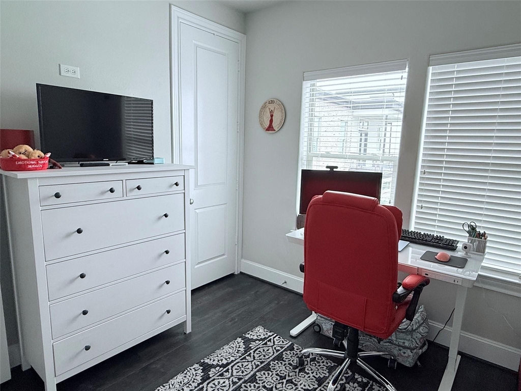 616 Delano Street - Photo 7