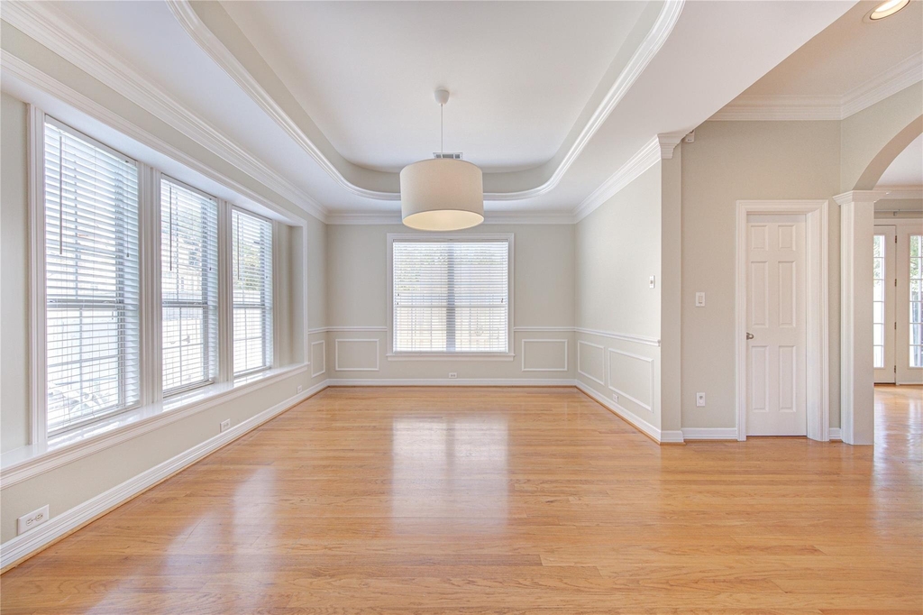2124 Nantucket Drive - Photo 6
