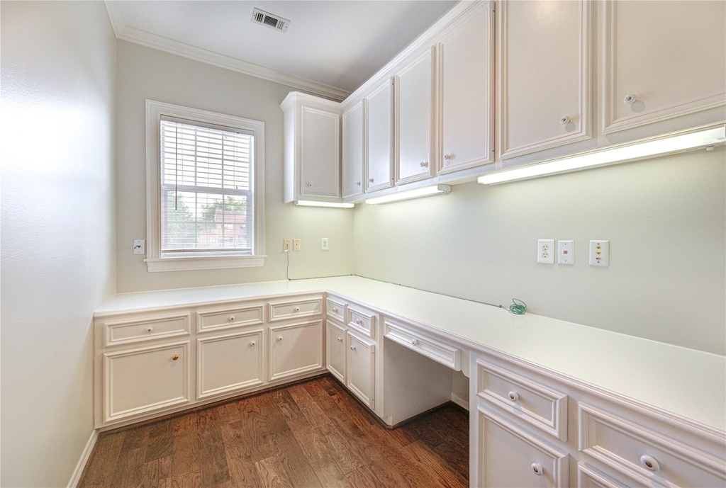 2124 Nantucket Drive - Photo 15