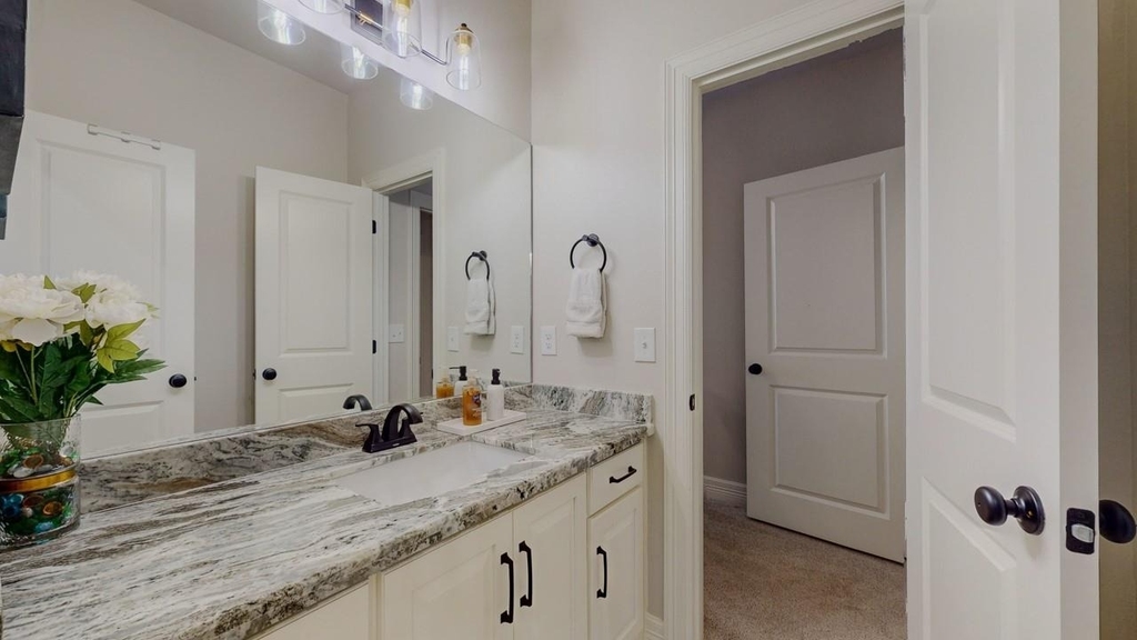 112 Pindo Palm Drive - Photo 41