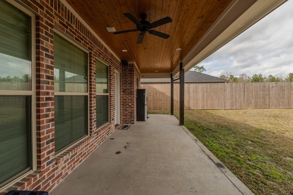 112 Pindo Palm Drive - Photo 45