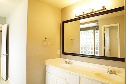 18439 Ranch View Trail - Photo 4