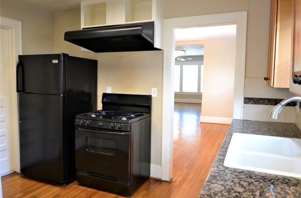 1505 Mcduffie Street - Photo 15