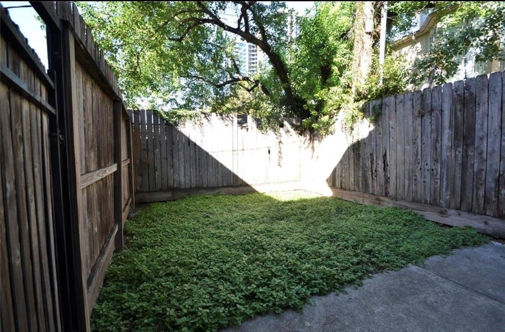 1505 Mcduffie Street - Photo 28
