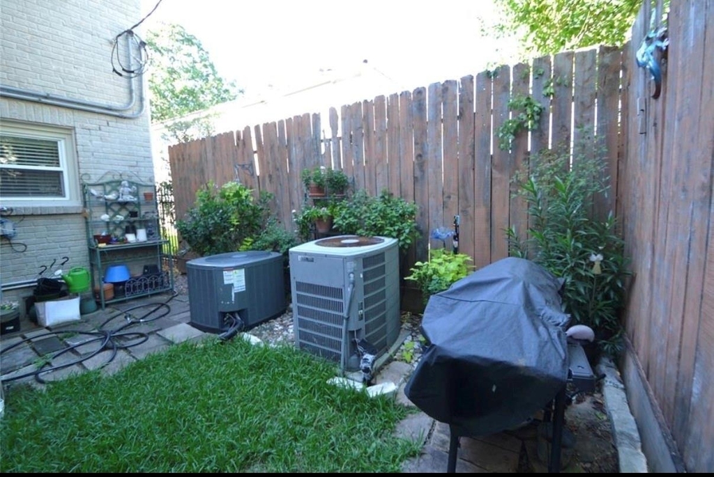 1505 Mcduffie Street - Photo 29