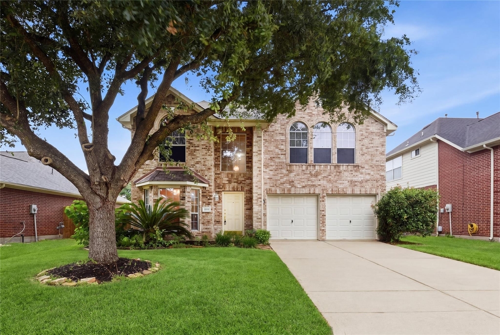 3924 Highland Vale Court - Photo 0