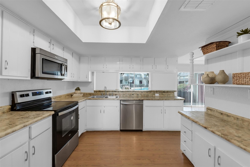 5005 Georgi Lane - Photo 1