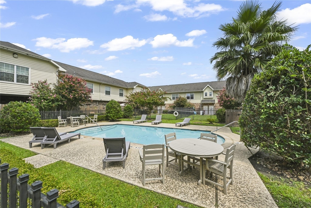 1520 Sherwood Forest Street - Photo 37