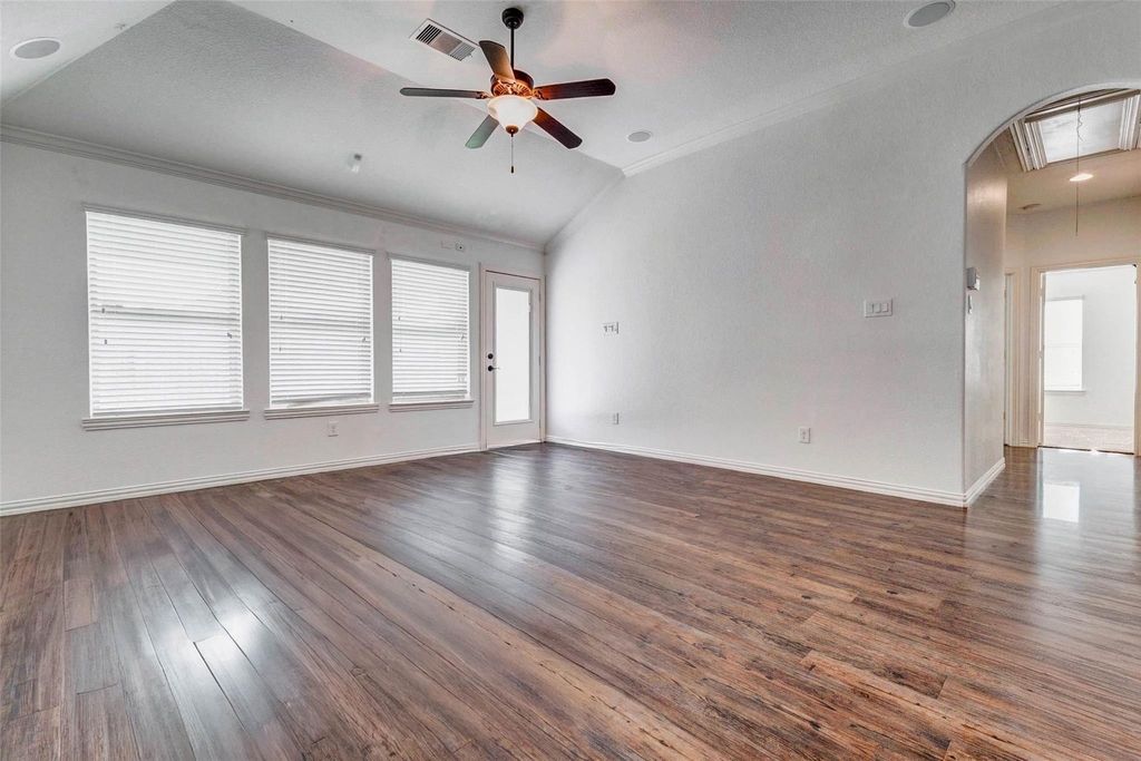 1511 Evermore Manor Lane - Photo 8