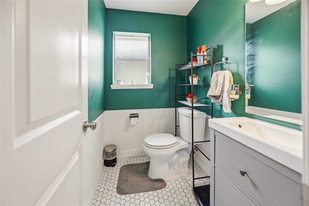 19302 Forest Fern Court - Photo 15
