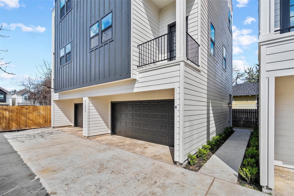 4209 Allston Street - Photo 3