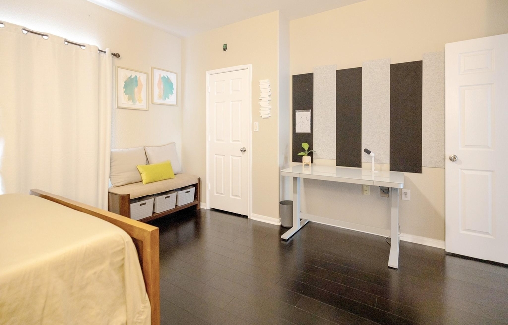 9200 Westheimer Road - Photo 18
