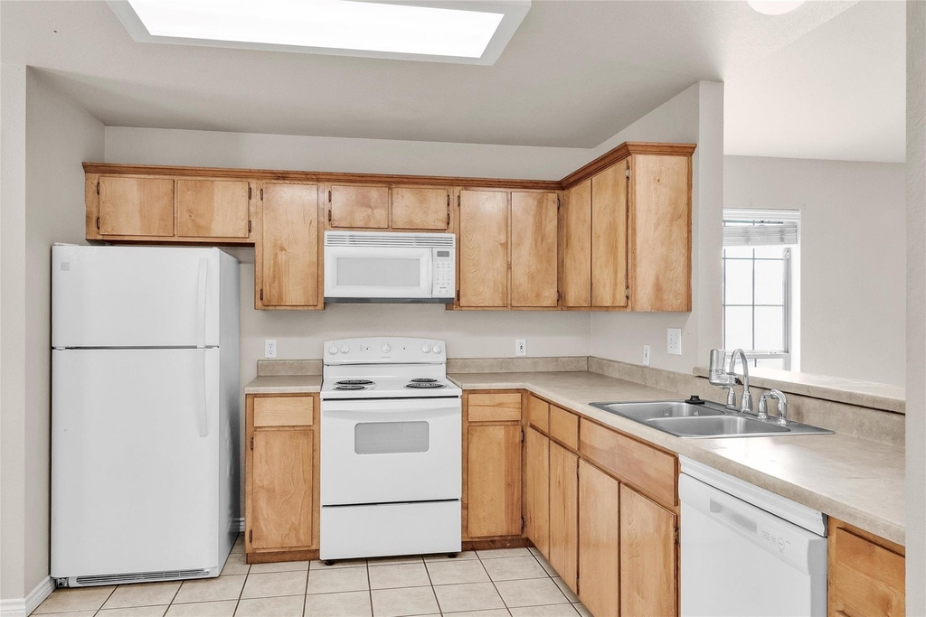 115 Bolero Way - Photo 5