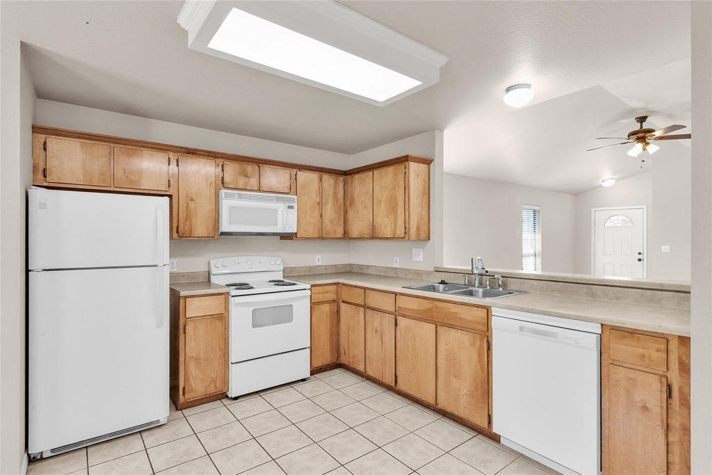 115 Bolero Way - Photo 6