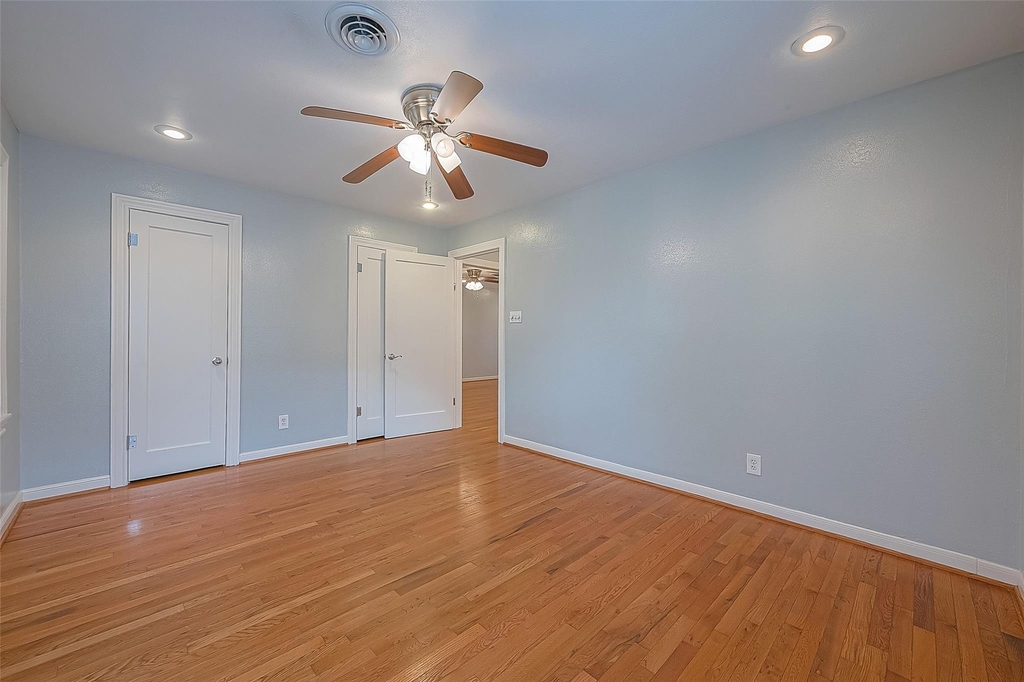 306 Graceland Street - Photo 20