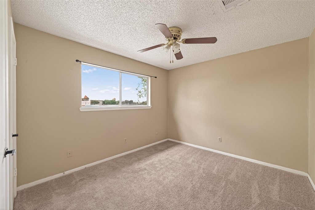 11331 Oakcenter Drive - Photo 17