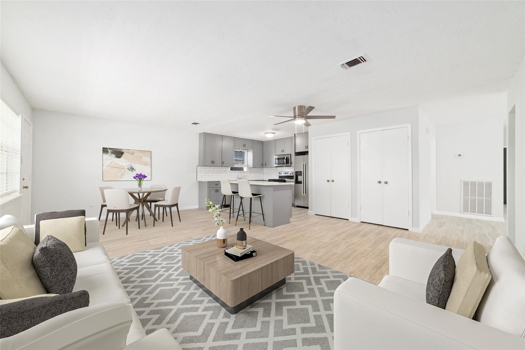 10522 Northview Drive - Photo 11