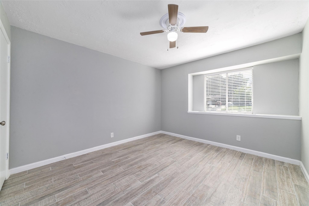 10522 Northview Drive - Photo 29