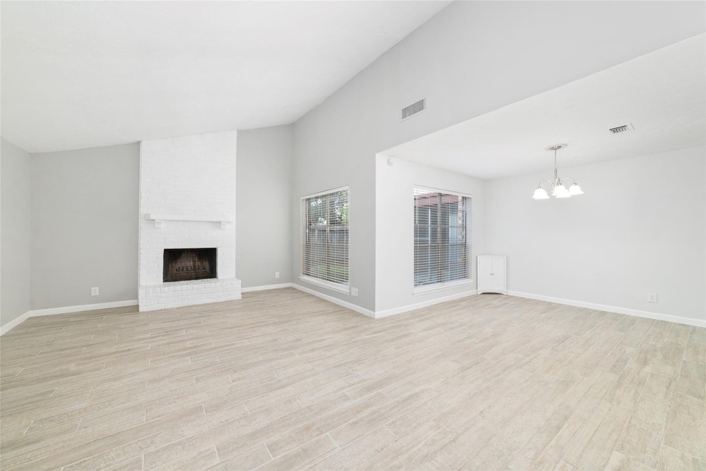 10522 Northview Drive - Photo 6