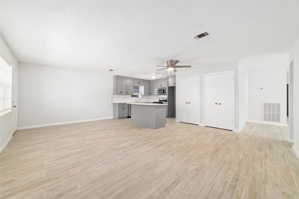 10522 Northview Drive - Photo 12