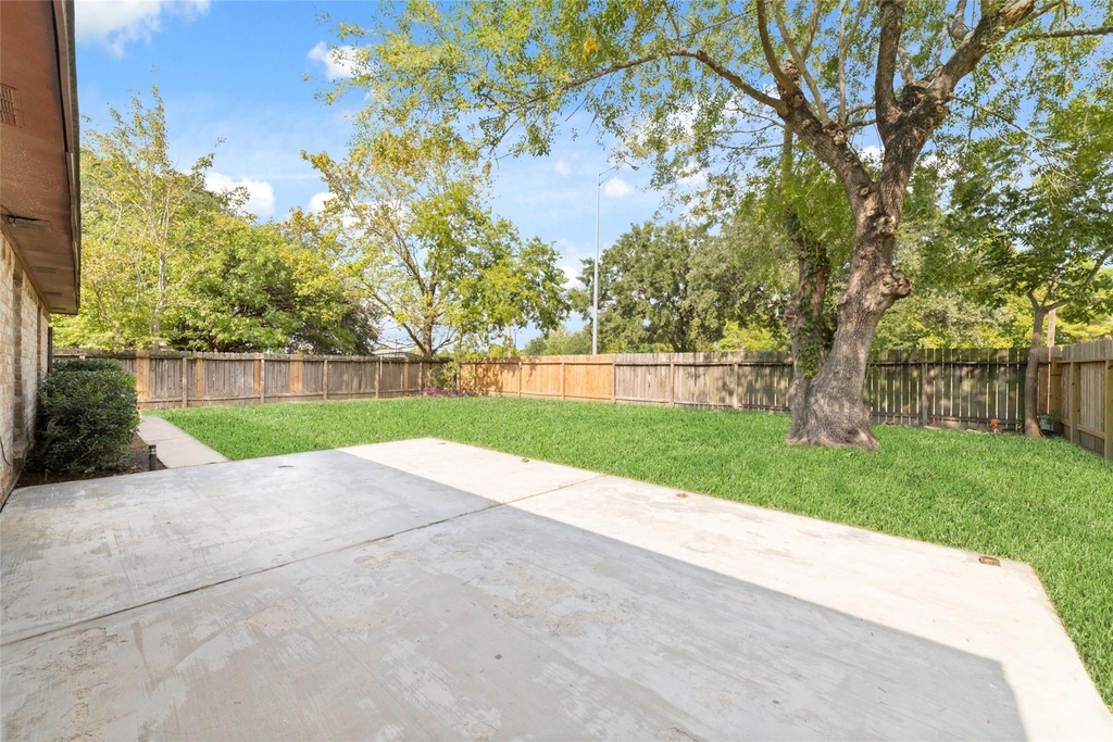 10522 Northview Drive - Photo 33