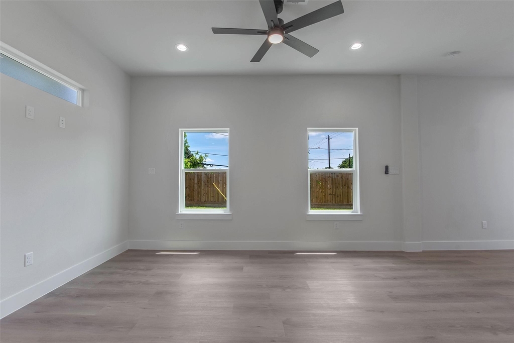 9311 Jutland Road - Photo 3