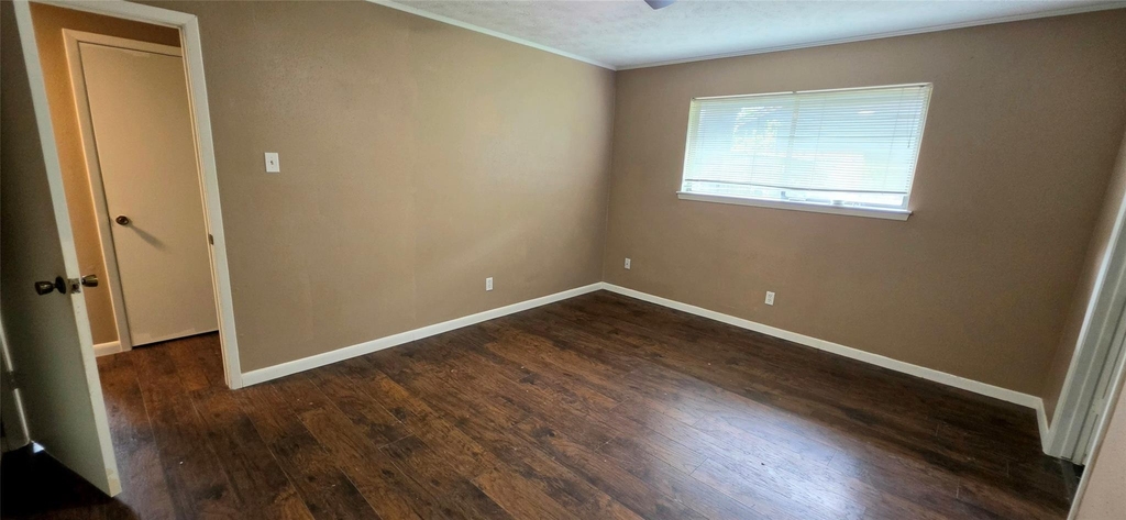 2204 Mimosa Court - Photo 11