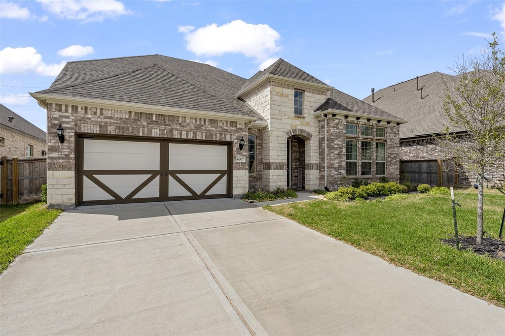 6007 Marsh Lake Court - Photo 1