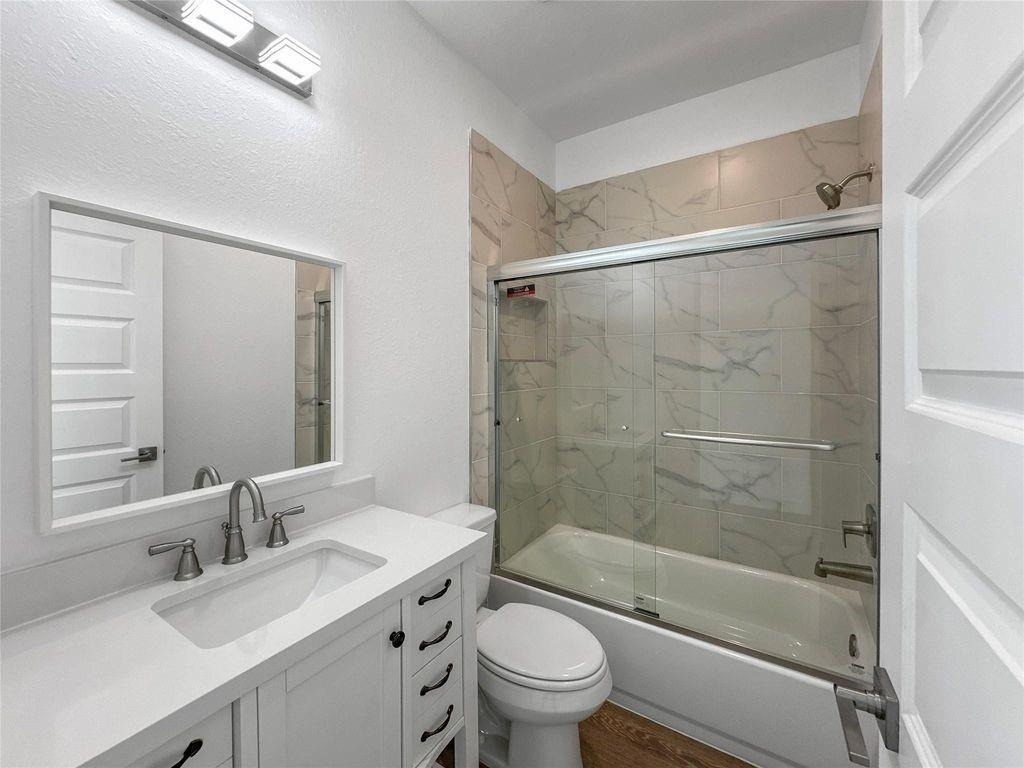 8141 Jeffery Street - Photo 14