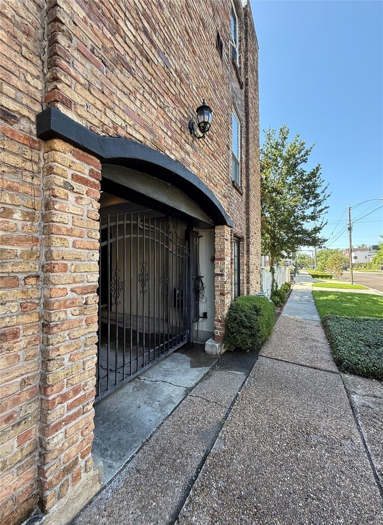 1909 Brun Street - Photo 47