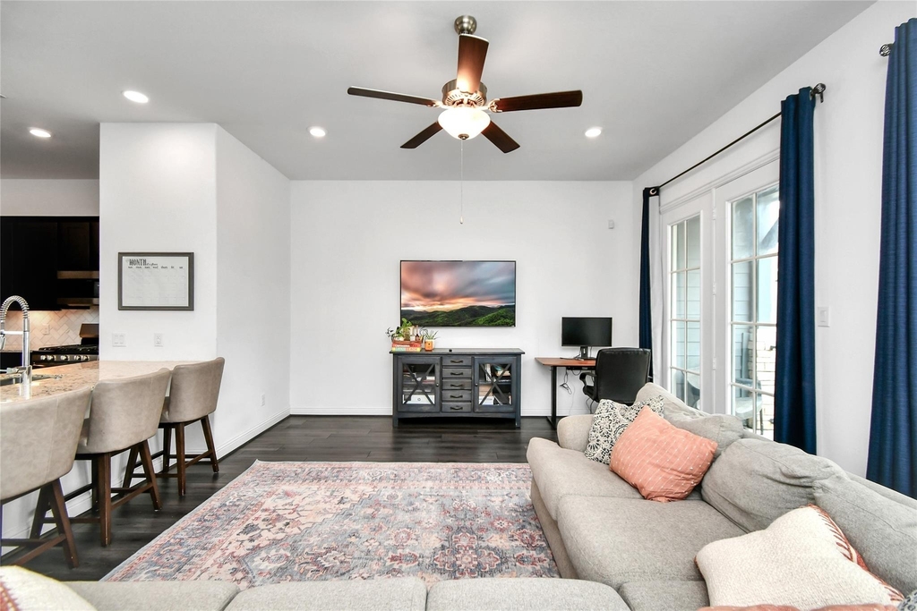 11012 Mikula Drive - Photo 35